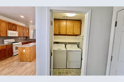 389 Burlington Dr, Tracy, CA 95376 - Photo 10