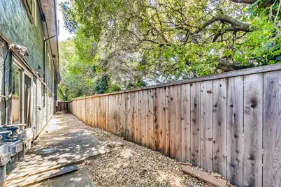 3257 Delaware St, Oakland, CA 94602 - Photo 36