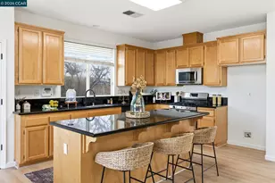 1871 Ventura Dr, Pittsburg, CA 94565 - Photo 14