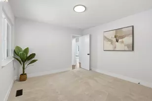 6201 Hillside Dr, El Sobrante, CA 94803 - Photo 24