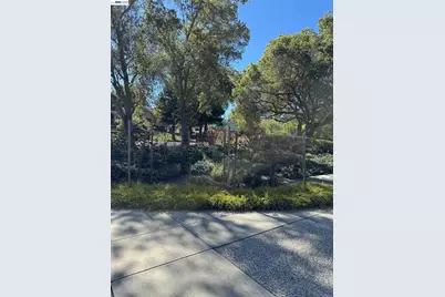 12800 Clausen Ct, Los Altos Hills, CA 94022 - Photo 52