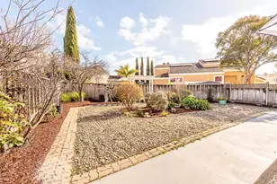 2911 Seriana Pl, Union City, CA 94587 - Photo 52