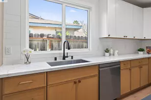 36347 Colbert Pl, Newark, CA 94560 - Photo 10