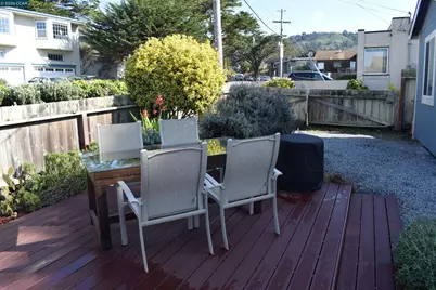136 Pacific Ave, Pacifica, CA 94044 - Photo 18