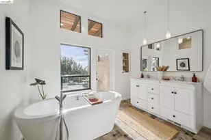 6051 Westover Dr, Oakland, CA 94611 - Photo 46