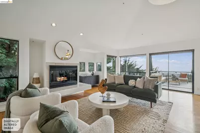 6051 Westover Dr, Oakland, CA 94611 - Photo 10