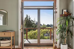 6445 Irwin Ct, Oakland, CA 94609 - Photo 36