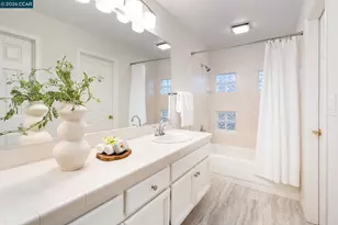 6199 Lakeview Cir, San Ramon, CA 94582 - Photo 24