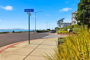 4 Admiral Dr, Emeryville, CA 94608 - Photo 24