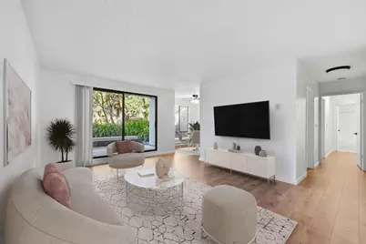 4 Admiral Drive #226, Emeryville, CA 94608 - Photo 2