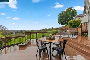 1405 Fountain Springs Cir, Danville, CA 94526 - Photo 2