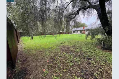 2310 Belmont Rd, Concord, CA 94520 - Photo 18