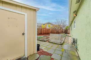 15239 Laverne Ct, San Leandro, CA 94579 - Photo 26