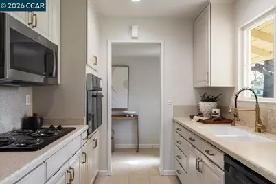 4095 Hamlet Dr, Concord, CA 94521 - Photo 8