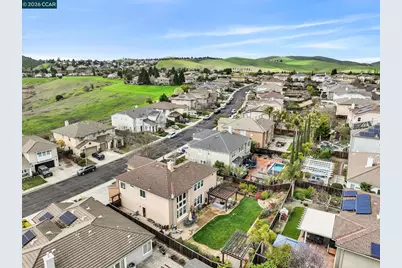 477 Arguello Dr, Benicia, CA 94510 - Photo 54