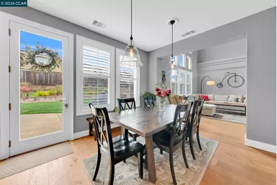 477 Arguello Dr, Benicia, CA 94510 - Photo 16