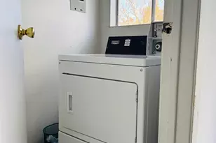 1040 Mohr Ln, Concord, CA 94518 - Photo 22