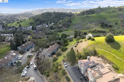 14 Heritage Oaks Rd, Pleasant Hill, CA 94523 - Photo 42
