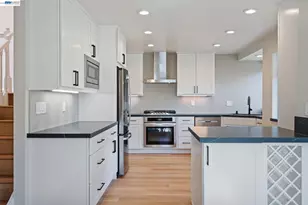 14 Heritage Oaks Rd, Pleasant Hill, CA 94523 - Photo 8