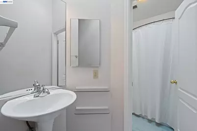 14 Heritage Oaks Rd, Pleasant Hill, CA 94523 - Photo 24