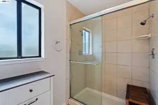 14 Heritage Oaks Rd, Pleasant Hill, CA 94523 - Photo 30