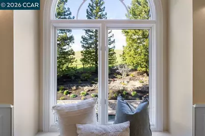 10 Crownridge Dr, Danville, CA 94506 - Photo 32