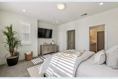 28957 Ashwell Ave, Hayward, CA 94544 - Photo 30