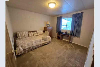 131 Banyon Dr, Pittsburg, CA 94565 - Photo 10