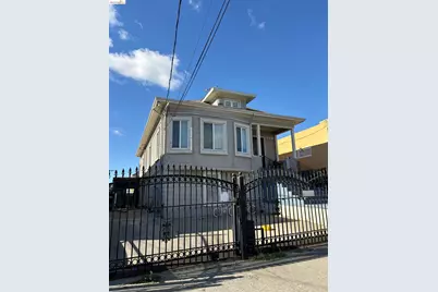 2021 Mitchell St, Oakland, CA 94601 - Photo 4
