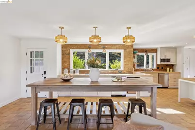 4450 Turner Ave, Oakland, CA 94605 - Photo 18