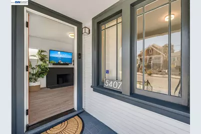 5407 Roberts Ave, Oakland, CA 94619 - Photo 2