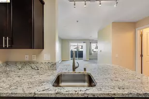 6400 Christie Ave, Emeryville, CA 94608 - Photo 6