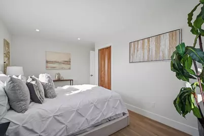 14644 Saturn Dr, San Leandro, CA 94578 - Photo 22