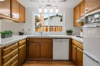 1631 Limewood Pl, Pittsburg, CA 94565 - Photo 28