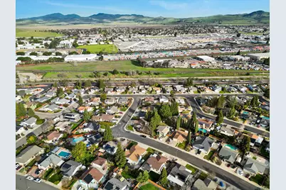 5221 Lenore Ave, Livermore, CA 94550 - Photo 12