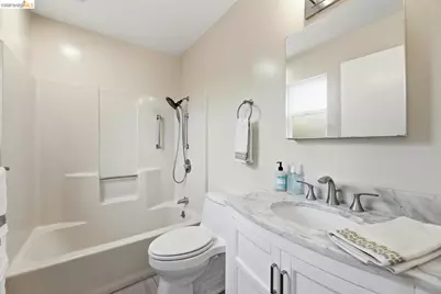 946 Kains Ave, Albany, CA 94706 - Photo 32
