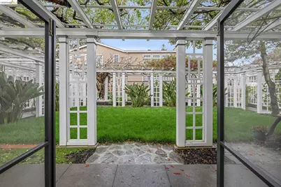 15 Olive Ave, Piedmont, CA 94611 - Photo 8