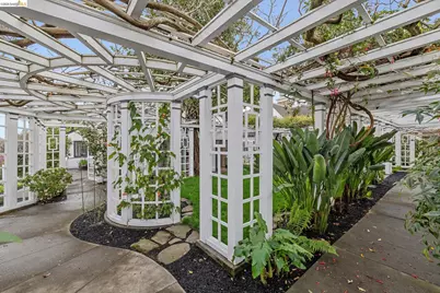 15 Olive Ave, Piedmont, CA 94611 - Photo 10