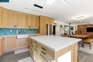 1194 Ventura Dr, Pittsburg, CA 94565 - Photo 20