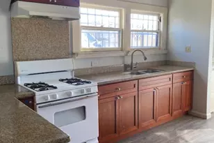 1304 62nd Ave, Oakland, CA 94621 - Photo 2