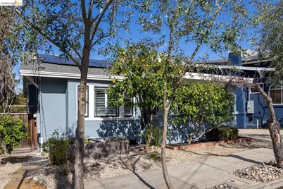 328 Glendale Avenue, Oakland, CA 94618 - Photo 1