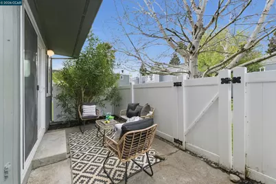 1213 Camino Corto, Rohnert Park, CA 94928 - Photo 28