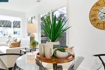 1213 Camino Corto, Rohnert Park, CA 94928 - Photo 14