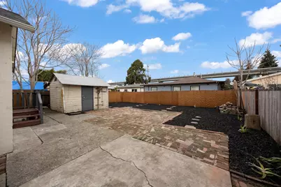 10306 Pippin St, Oakland, CA 94603 - Photo 28