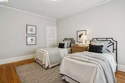 301 El Cerrito Avenue, Piedmont, CA 94611 - Photo 22