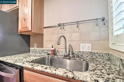 3124 Mount Diablo St, Concord, CA 94518 - Photo 18