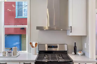 1512 Hearst Ave, Berkeley, CA 94703 - Photo 16