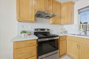 542 White Fir Dr, San Leandro, CA 94577 - Photo 16