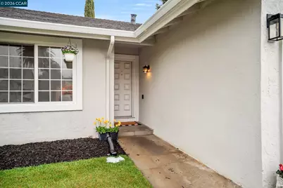 880 Madigan Ave, Concord, CA 94518 - Photo 30