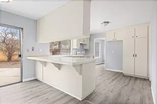 36957 Reynolds Dr, Fremont, CA 94536 - Photo 10